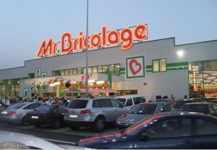 Hypermarket Mr. Bricolage